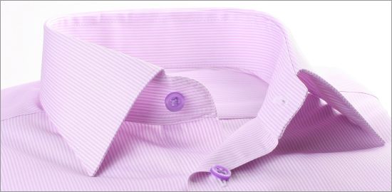 Chemise à fines rayures blanches et mauves
