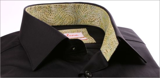 Chemises noire à col et poignets à motifs verts