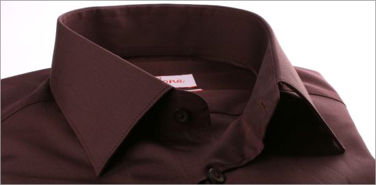 Chemise marron foncé