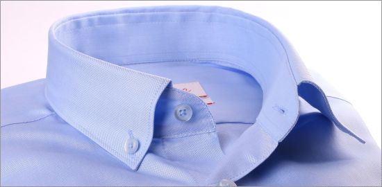 Blau Button-down-Kragen-Shirt