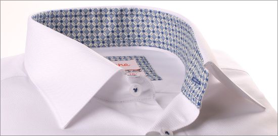 Weiß Französisch Manschette Hemd mit blauen geometrischen Kragen und Manschetten