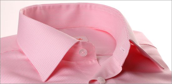 camisa de color rosa natté