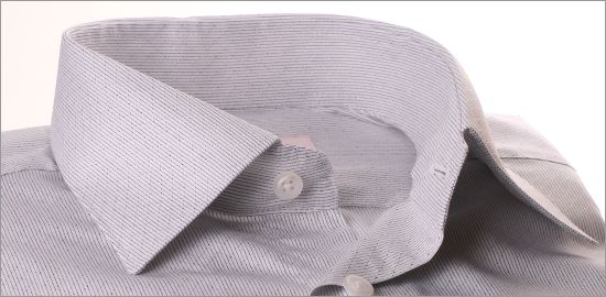 Camisa jacquard blanca con rayas azules