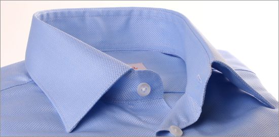 Chemise tissu natté bleu ciel