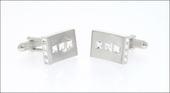 Bouton de manchette rectangle incrusté de cristaux blancs