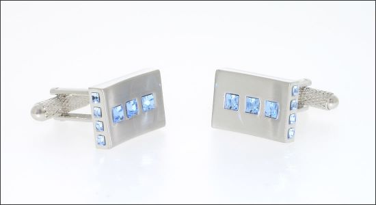 Bouton  de manchette rectangle incrusté de cristaux bleus