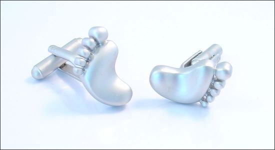 Bouton de manchette en forme de plante des pieds