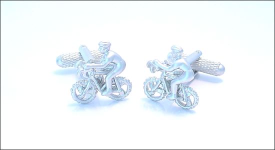 Bouton de manchette cycliste